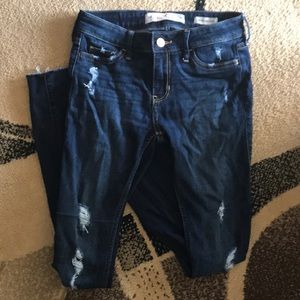 dark blue hollister skinny jeans